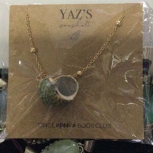 Yaz's Seashell Necklace with Gold Chain